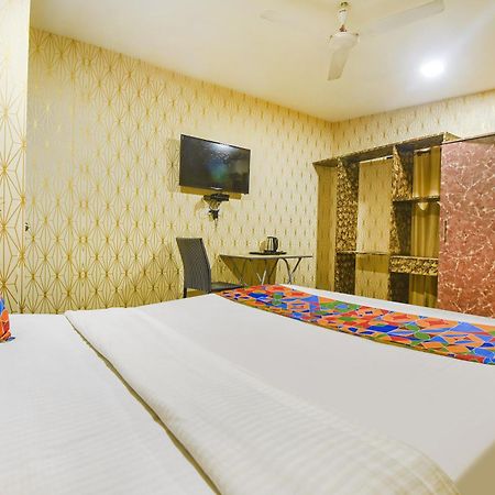 Fabhotel Rj 18 Beach Resort - Nr Baga Beach Dış mekan fotoğraf