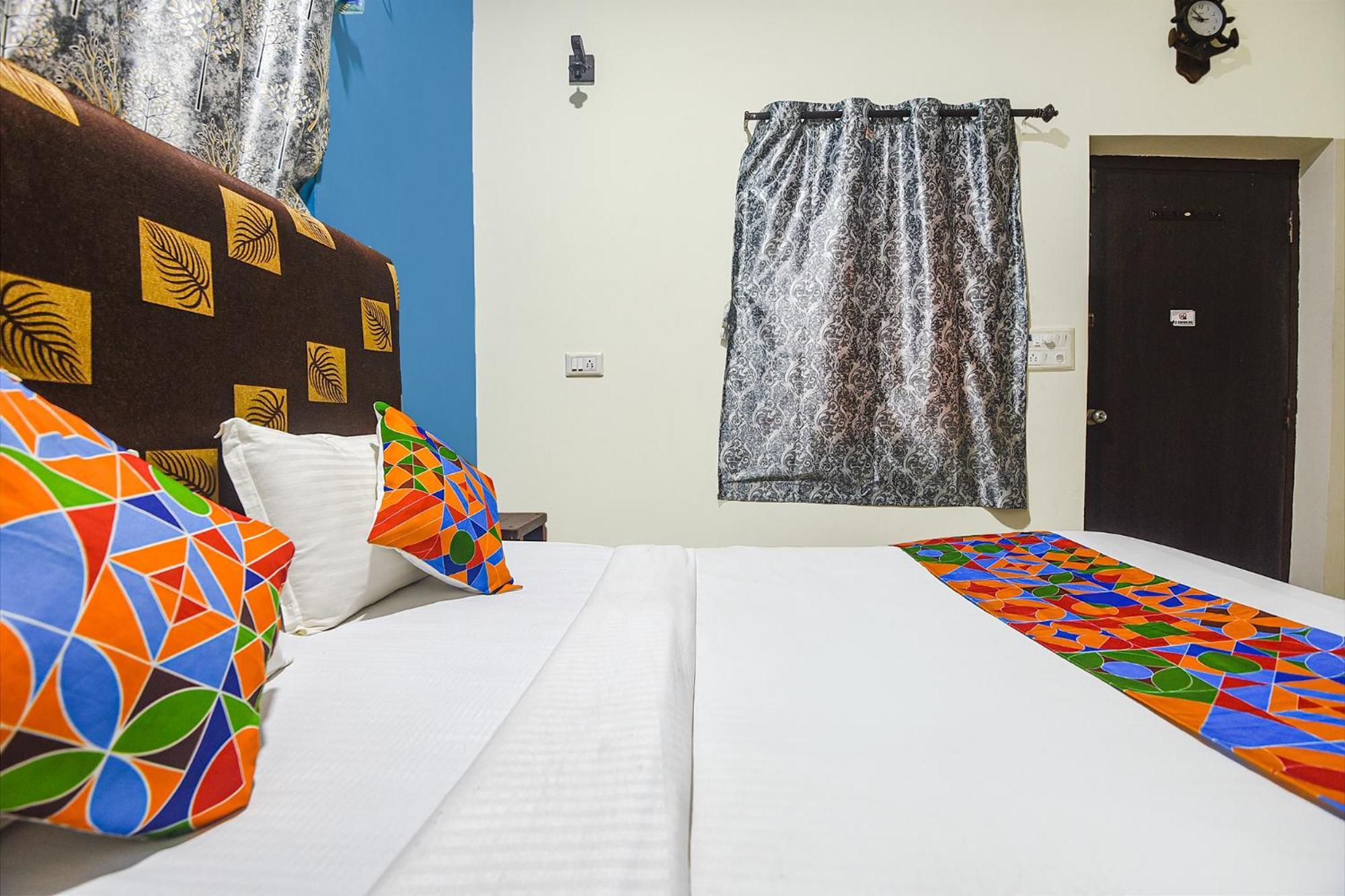 Fabhotel Rj 18 Beach Resort - Nr Baga Beach Dış mekan fotoğraf